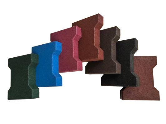 รูปแบบหมา H รูปแบบ 200 * 160 * 120 มิลลิเมตร Interlocking ยาง Pavers 20-50 มิลลิเมตร Anti slip สําหรับสนามเด็กเล่น